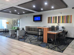 Holiday Inn Express Hotel & Suites Hearne, an IHG Hotel